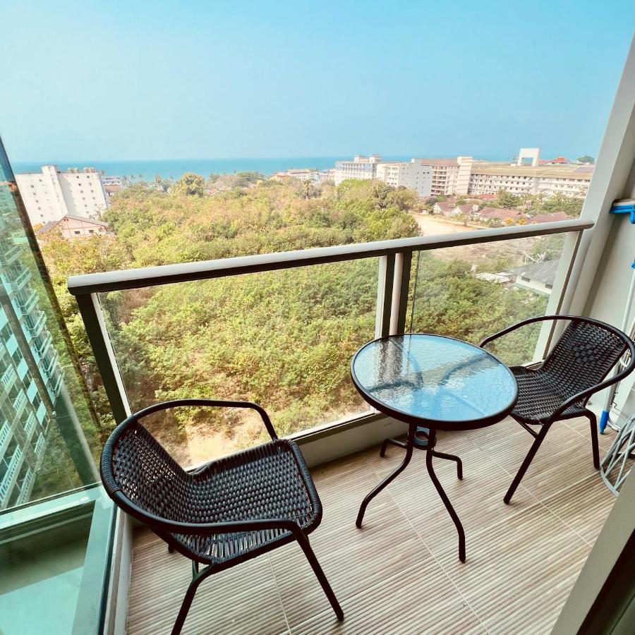 Riviera Jomtien Roomy 1-Bdr Seaview Condo Dış mekan fotoğraf